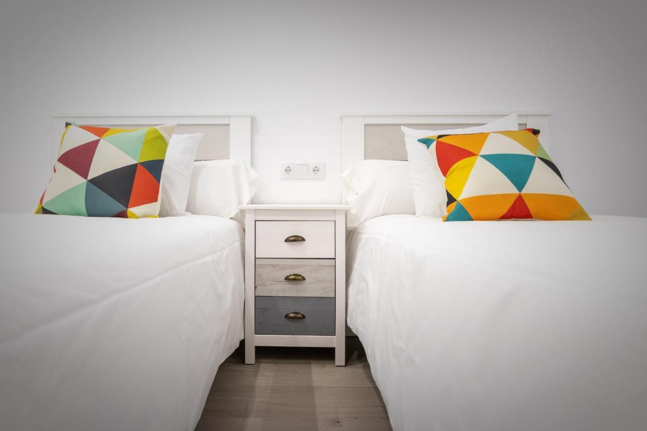 Apartamentos Soria Suites Esterno foto